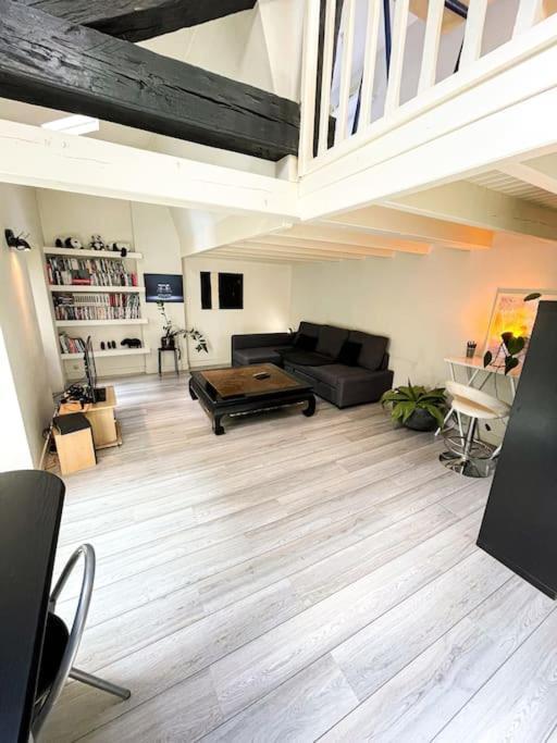 Apartamento Coeur Feydeau Kervegan Le Duplex Hyper Centre Nantes Exterior foto